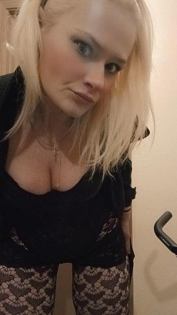 Ana, 37  female escort, Colorado Springs